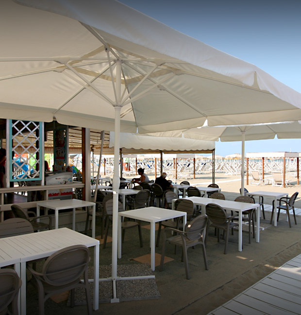 Beach bar bagno Annita Viareggio colazioni pranzo in spiaggia spuntini gelati